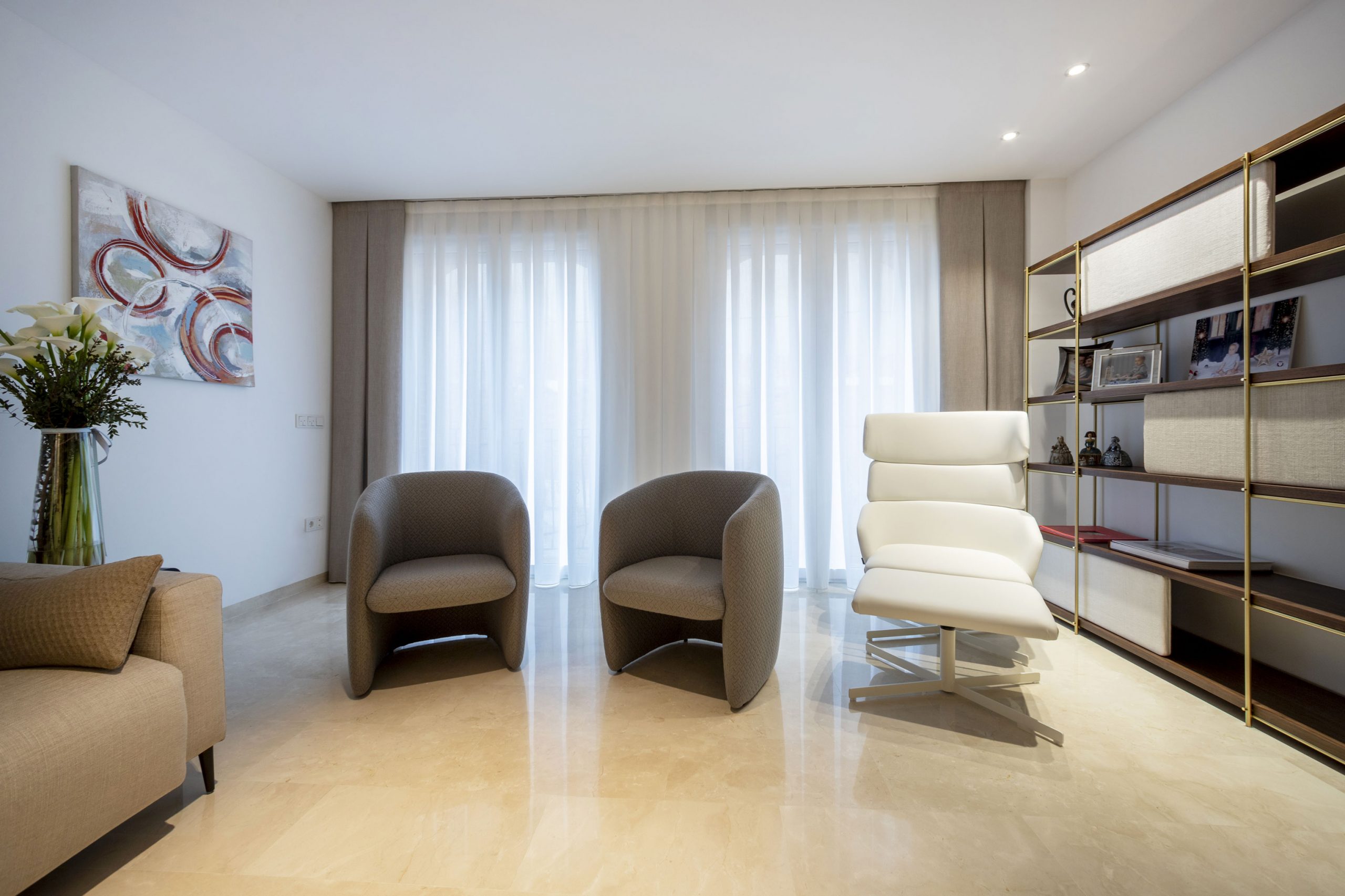 Light and airy interior design by Miguel Calvo