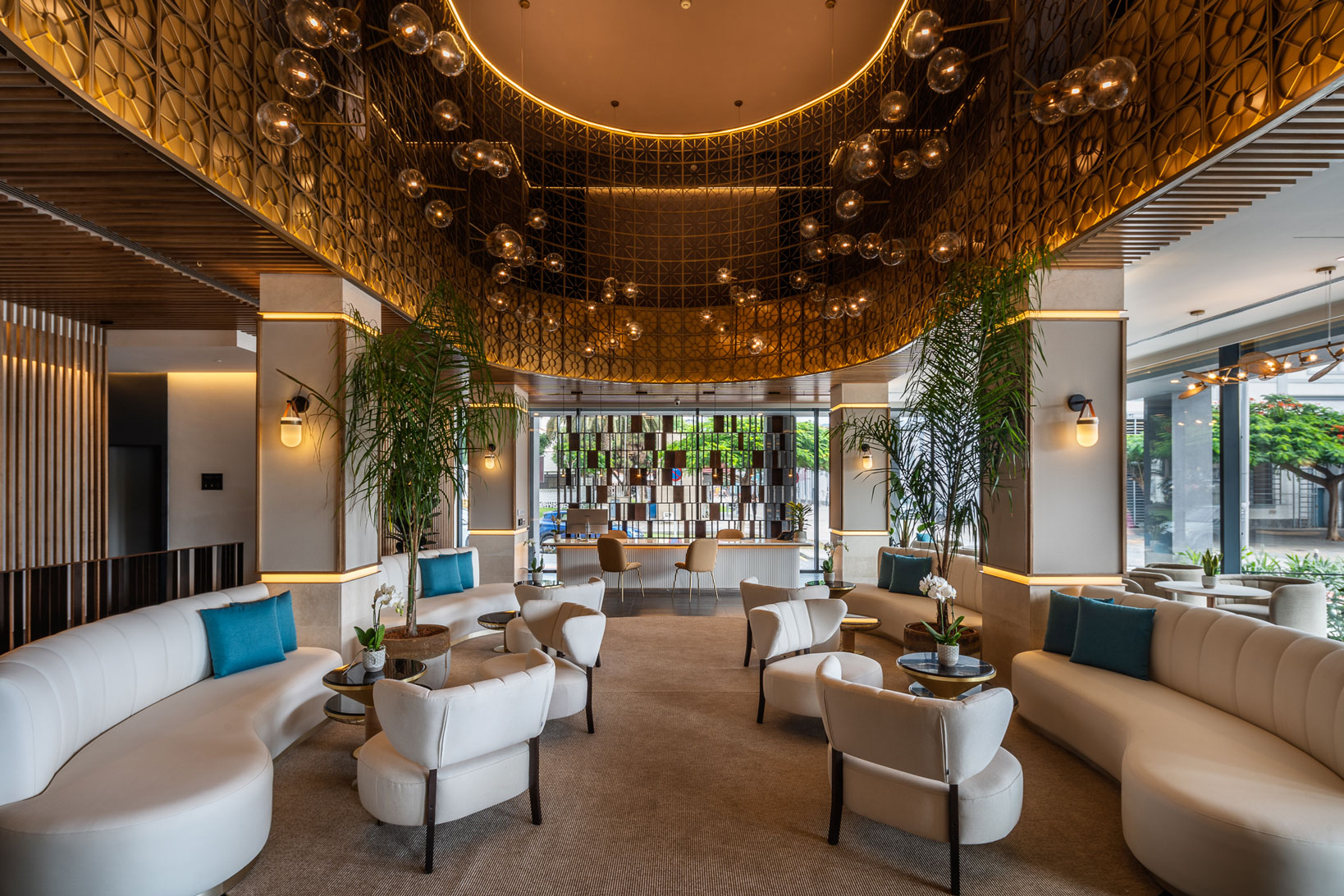 Hotel the lumm lobby interiorismo momocca